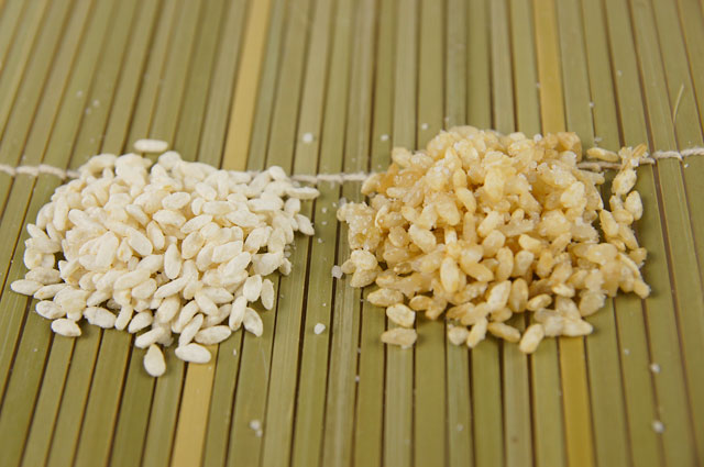 自然栽培の塩麹と有機栽培の塩麹