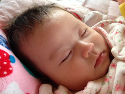 育児は大変だなー けど 赤ちゃんの寝顔や笑顔は可愛いなー マルカワみそのスタッフブログ
